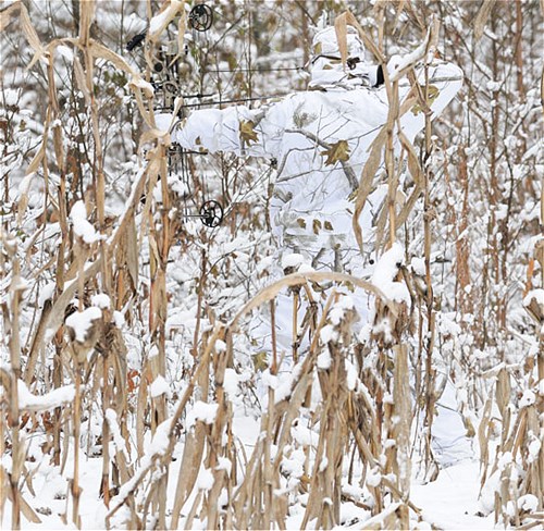 冬の装備はこれでキマリ☆ 軍隊でも使用しているスノーカモフラは迷彩
