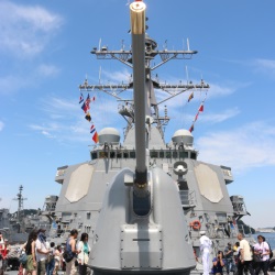 イベント 米 駆逐艦フィッツジェラルドに乗船ス キュートな女性水兵やイケメン水兵もいるよ ヨコスカフレンドシップデー さばなび サバゲー