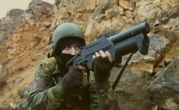 実銃動画 ロシアのグレネードランチャー Gm 94 のプロモ動画 性能も凄いがアクションも凄い さばなび サバゲー