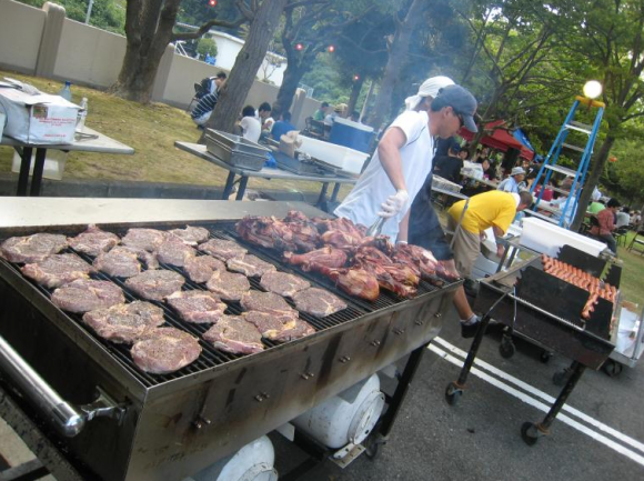 イベント 8月6日 土 は ヨコスカフレンドシップデー 花火大会も基地から見れるよ さばなび サバゲー
