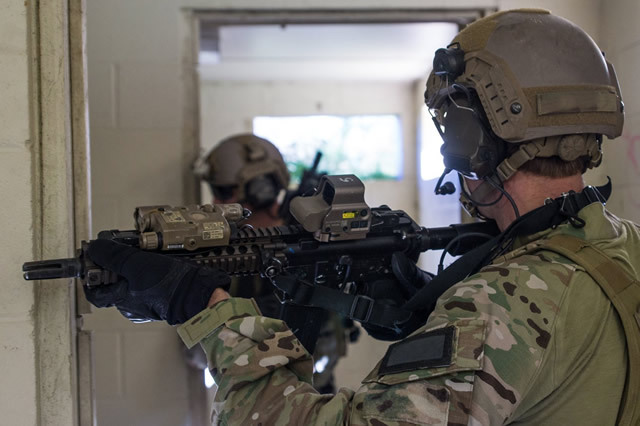 アメリカ陸軍特殊部隊の「デルタフォース」と「グリーンベレー」は何が