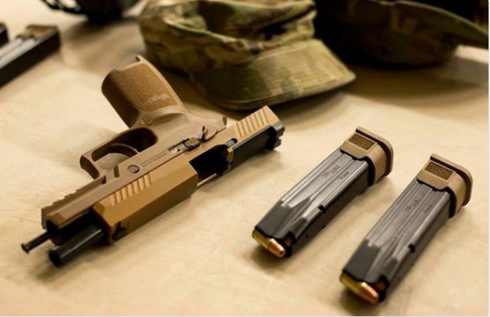 なぜアメリカ海兵隊はm17 M18 Mhs新型制式拳銃を購入に至ったか さばなび サバゲー