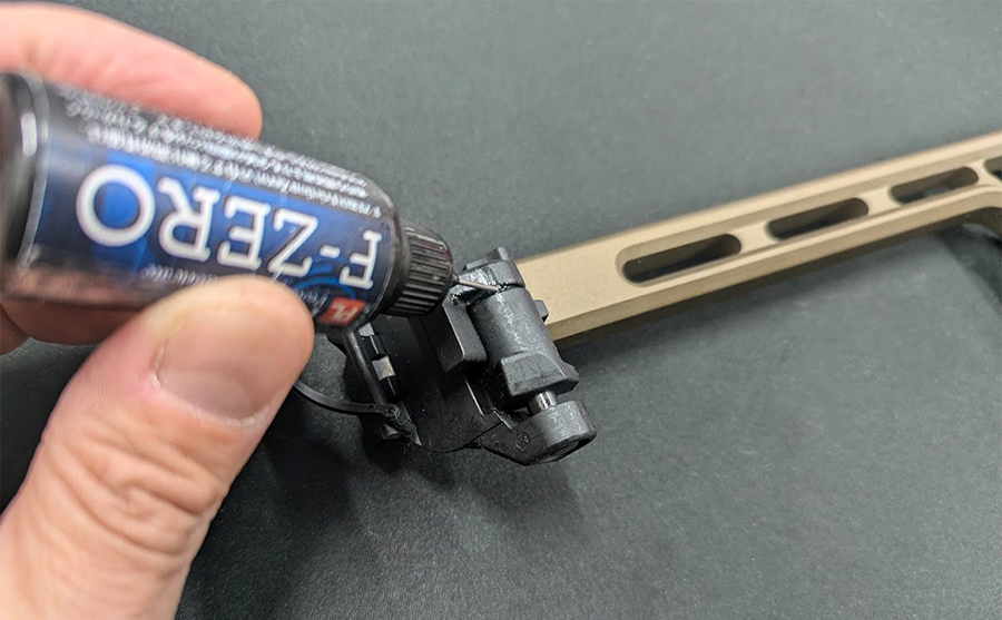 F-ZEROのアウターパーツへの注油